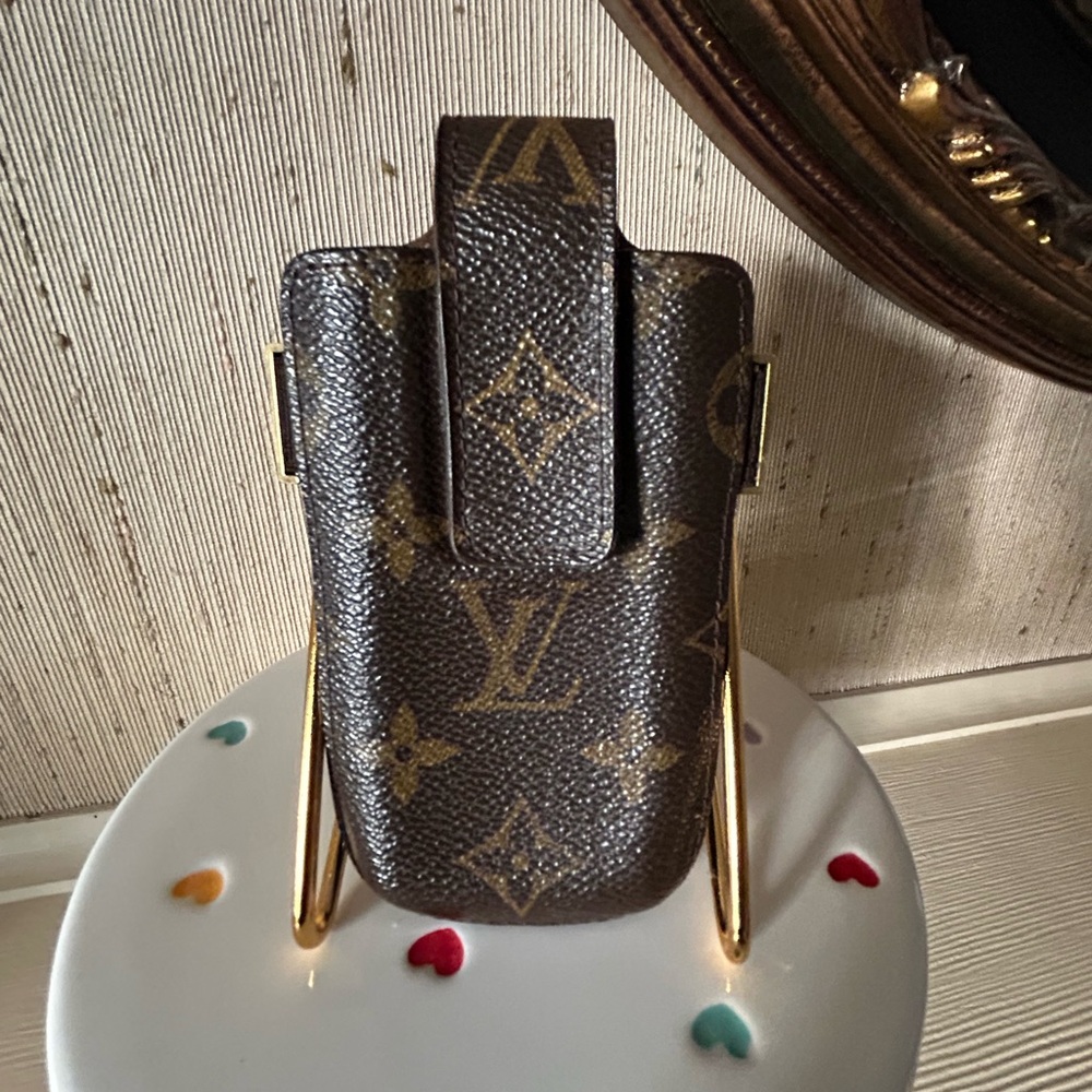 Louis Vuitton Etui Phone Holder Euc